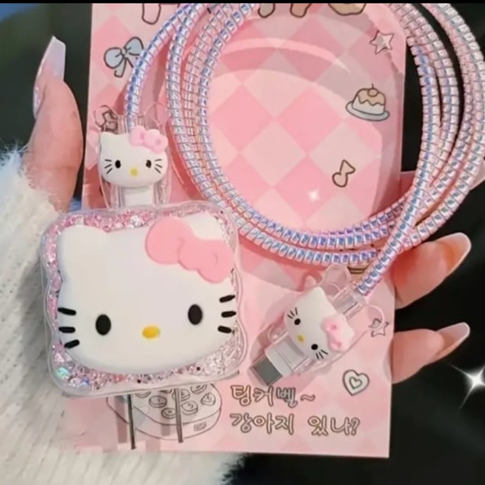 Hello Kitty Charger Protector & Winding Kit for Apple 18/20W Adapter